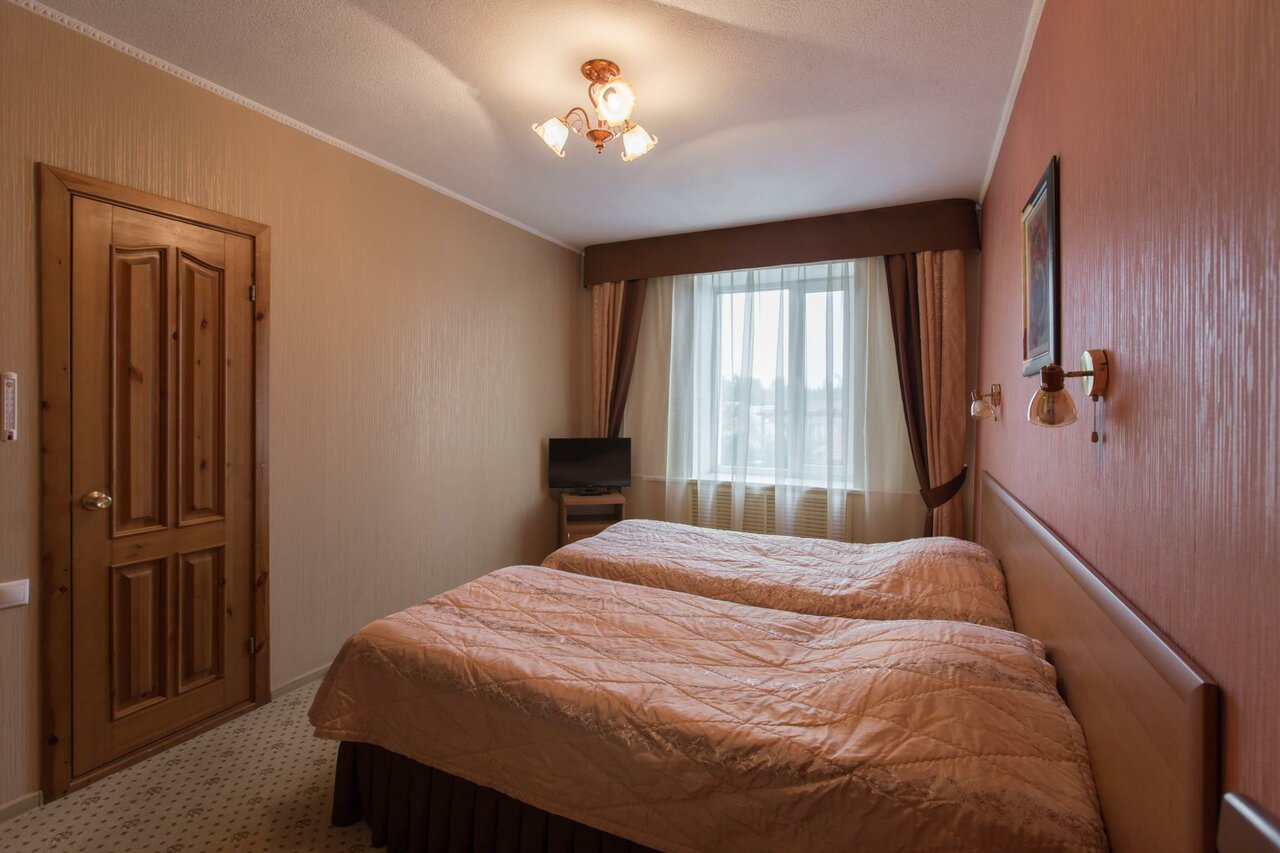 Гостиница Транзит Псков-210