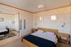 hotel_img