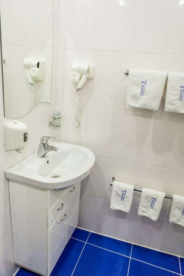 Гостиница Транзит Псков-77